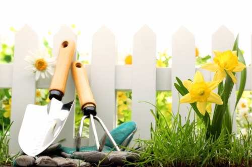 Keyboard navigation and clear content layout for local gardening pages